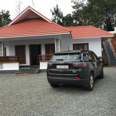 Friends Valley Home Stay Kattappana Luaran gambar
