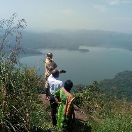 Friends Valley Home Stay Kattappana Luaran gambar